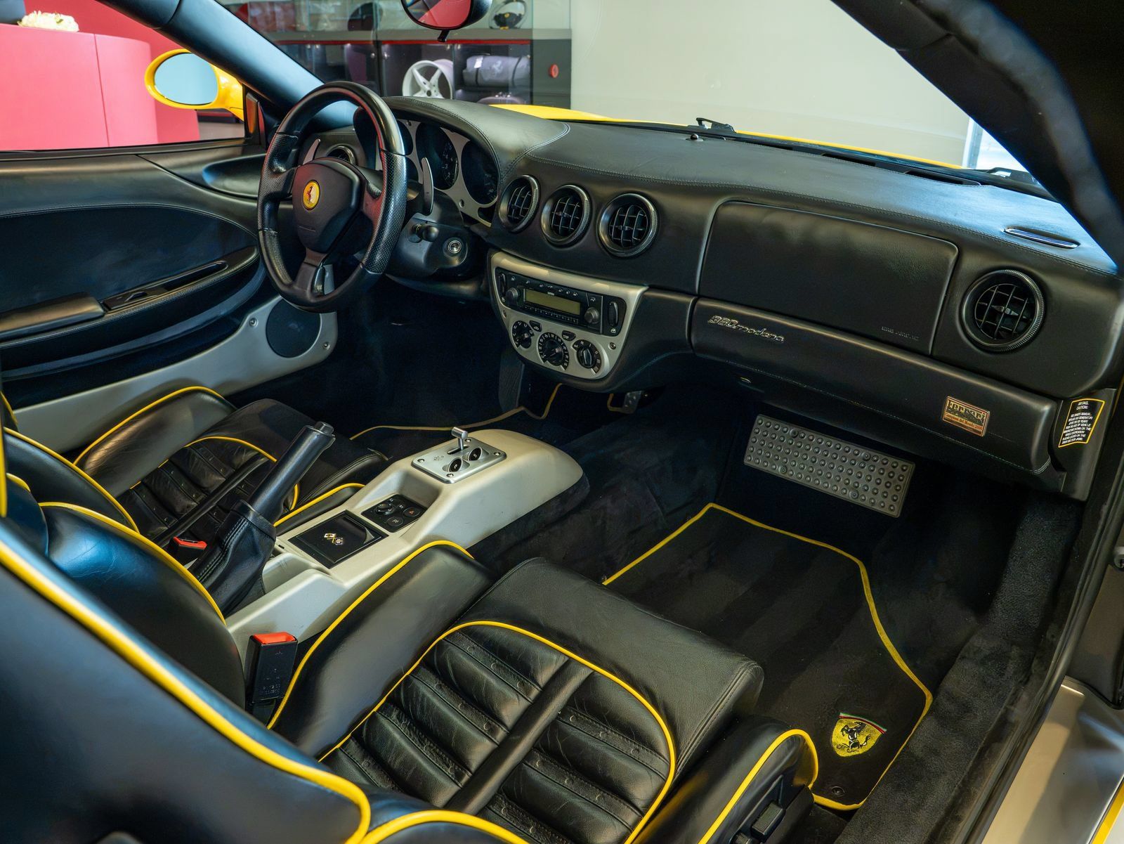 Used 2001 Ferrari 360 Modena RWD image 17