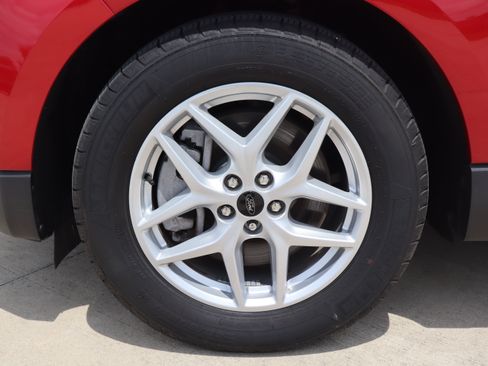 Used 2024 Ford Edge SEL w/ Convenience Package AWD/4WD image 32