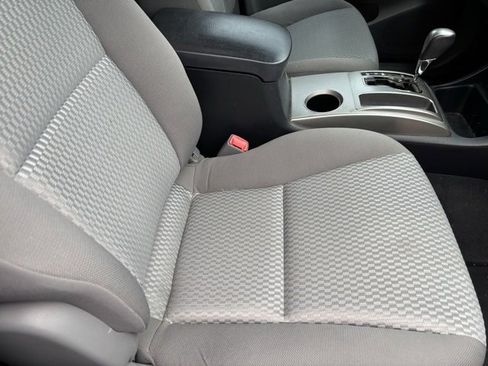 Used 2013 Toyota Tacoma 4x4 Access Cab V6 image 24