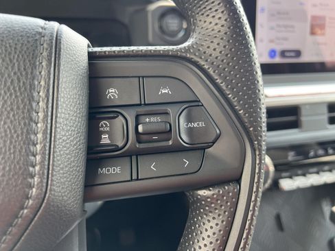 Used 2026 Toyota Tacoma SR5 RWD image 29
