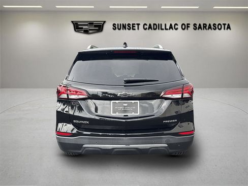 Used 2024 Chevrolet Equinox Premier FWD image 5