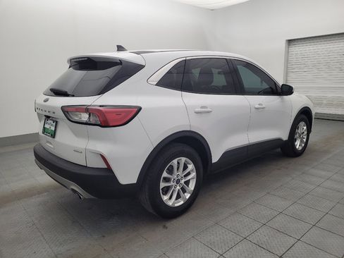 Used 2020 Ford Escape SE image 10