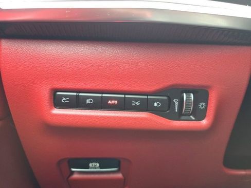 Used 2025 Jeep Wagoneer S Launch Edition image 11