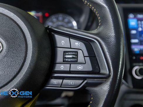 Used 2022 Subaru Crosstrek 2.5i Sport w/ Moonroof Package image 15