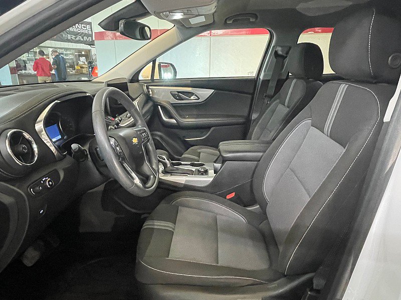 Used 2024 Chevrolet Blazer LT w/ Convenience Package FWD image 10