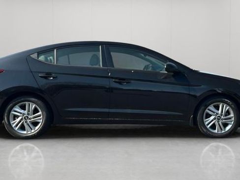 Used 2020 Hyundai Elantra Value Edition FWD image 3