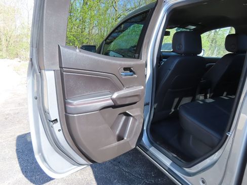 Used 2023 Chevrolet Colorado Z71 w/ Z71 Convenience Package 2 AWD/4WD image 31