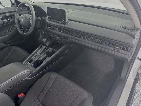 Certified 2024 Honda Accord EX image 28