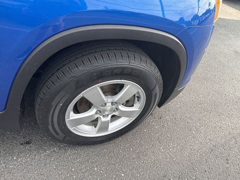 Used 2015 Chevrolet Trax LS AWD/4WD image 25
