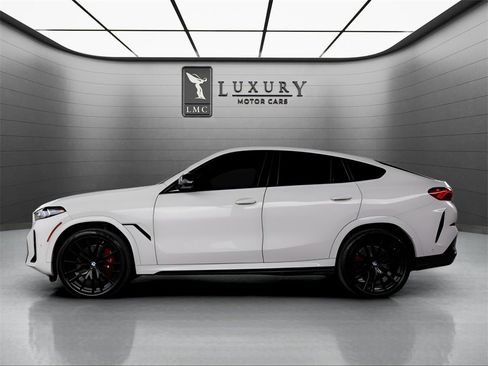 Used 2024 BMW X6 M60i image 8