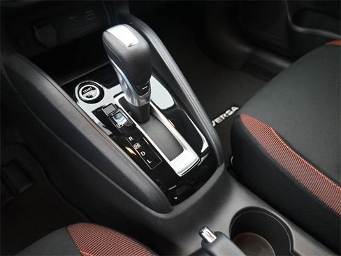New 2025 Nissan Versa SR w/ Trunk Package image 31