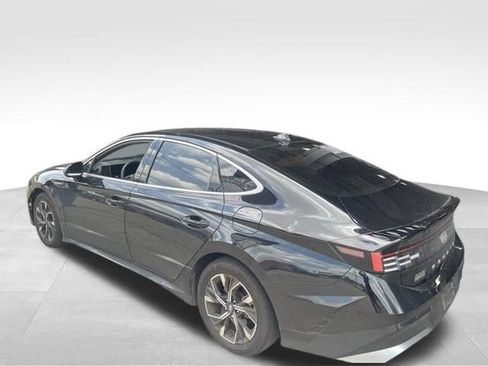 Used 2024 Hyundai Sonata SEL FWD image 8