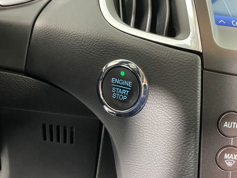 Used 2020 Ford Edge Titanium w/ Equipment Group 301A image 21