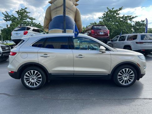Used 2017 Lincoln MKC Reserve AWD/4WD image 7