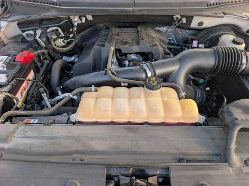 Used 2018 Ford F150 XLT w/ Equipment Group 301A Mid RWD image 4