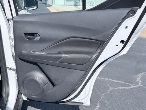 Used 2024 Nissan Kicks SV FWD image 29