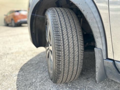 Used 2019 Nissan Kicks SV image 29