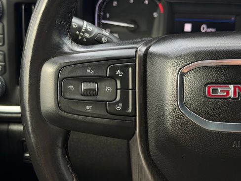 Used 2022 GMC Sierra 2500 AT4 w/ AT4 Preferred Package AWD/4WD image 24