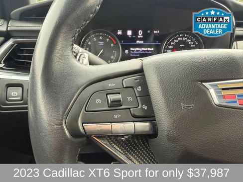 Used 2023 Cadillac XT6 Sport w/ Technology Package AWD/4WD image 14