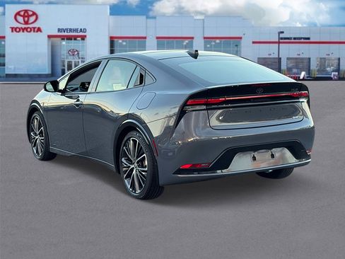 Certified 2024 Toyota Prius XLE image 5