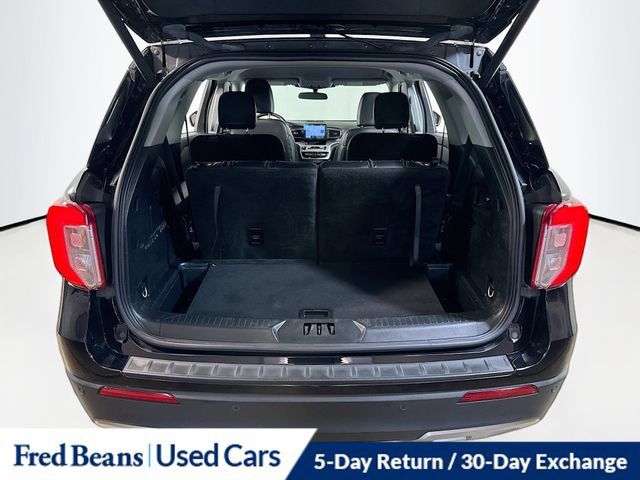 Used 2023 Ford Explorer XLT w/ Equipment Group 202A AWD/4WD image 27