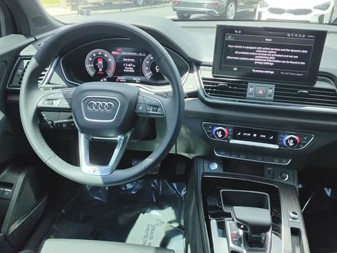 Certified 2024 Audi Q5 e Premium Plus w/ Premium Plus Package image 22