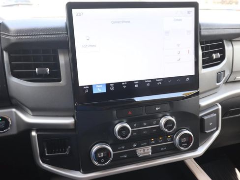 Certified 2022 Ford Expedition XLT RWD image 22