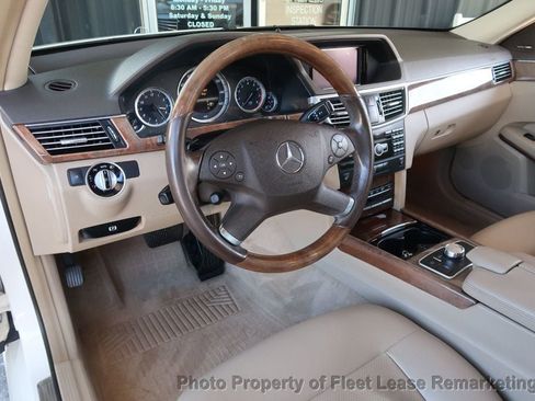 Used 2013 Mercedes-Benz E 350 4MATIC Wagon w/ Premium 2 Pkg image 10