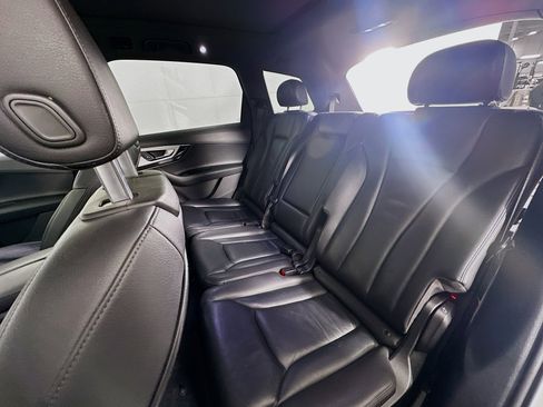 Used 2019 Audi Q7 2.0T Premium w/ Convenience Package image 27