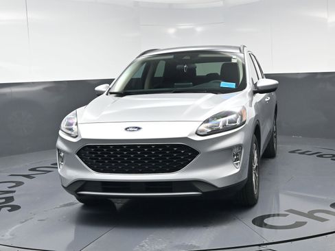 Used 2020 Ford Escape SEL image 11