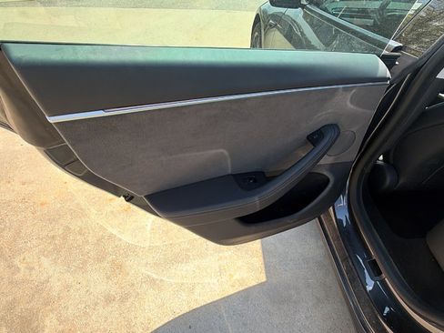 Used 2025 Tesla Model 3 Long Range image 23