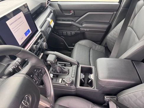 New 2026 Toyota 4Runner TRD Off-Road Premium AWD/4WD image 10