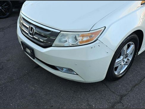 Used 2013 Honda Odyssey Touring image 10