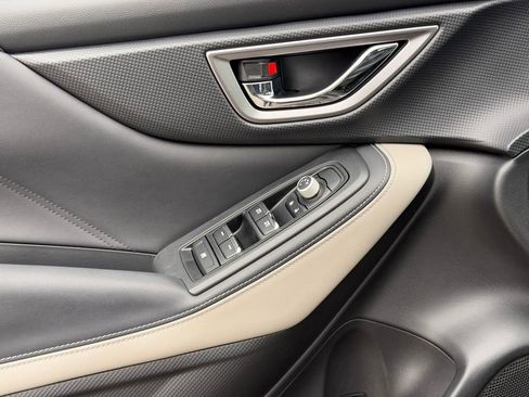 Used 2023 Subaru Forester Limited image 14