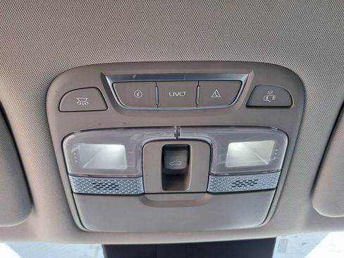 Used 2022 Kia Telluride S image 21