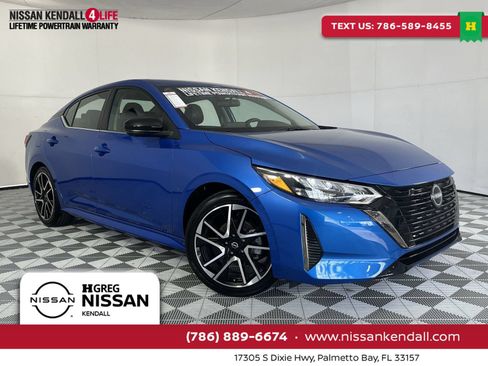 Certified 2025 Nissan Sentra SR w/ SR Premium Package FWD image 1