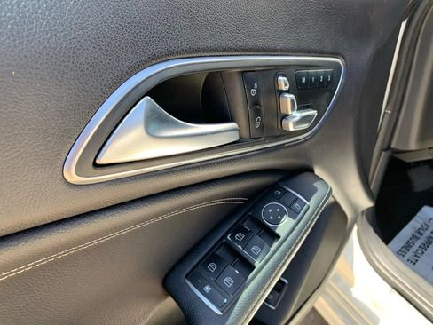 Used 2018 Mercedes-Benz CLA 250 image 18