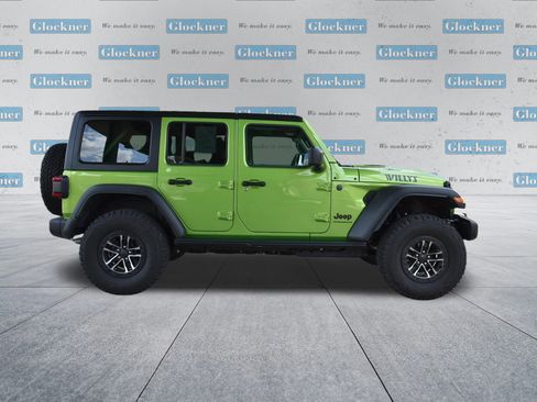 Used 2026 Jeep Wrangler Unlimited Sport AWD/4WD image 4
