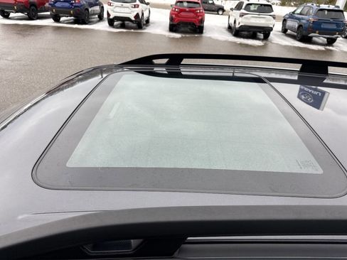 Used 2023 Subaru Forester Limited image 19