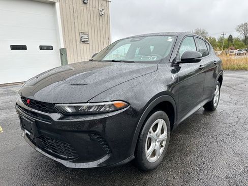 Used 2023 Dodge Hornet GT w/ Cold Weather Group AWD/4WD image 10