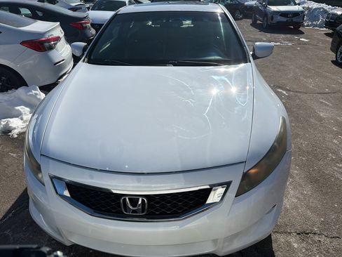Used 2009 Honda Accord EX-L image 2