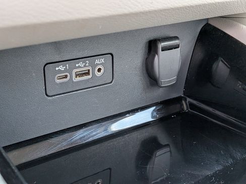 Used 2024 Nissan Altima 2.5 SV image 30