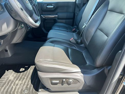 Used 2020 Chevrolet Silverado 1500 LTZ AWD/4WD image 13