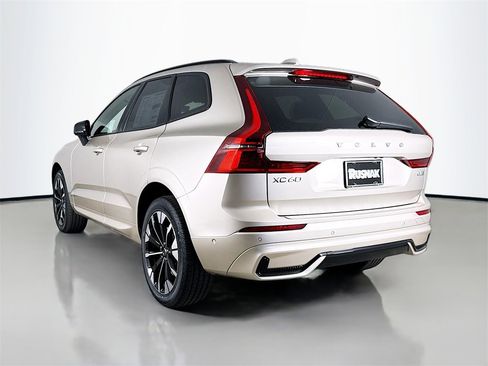 New 2026 Volvo XC60 B5 Plus w/ Protection Package Premier image 5