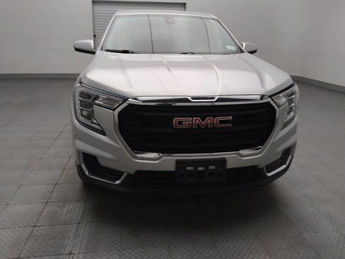 Used 2022 GMC Terrain SLE AWD/4WD image 14