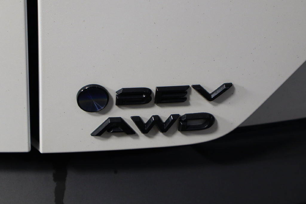 Used 2026 Toyota C-HR AWD/4WD image 44