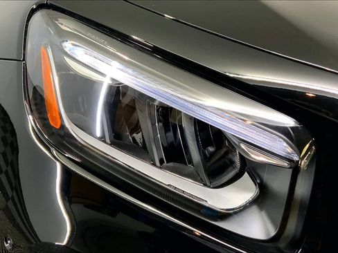 New 2025 Mercedes-Benz GLB 250 4MATIC image 15