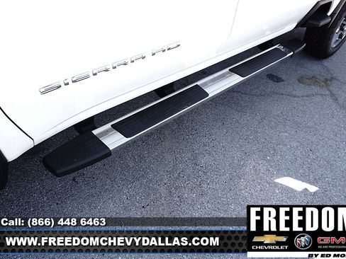 New 2025 GMC Sierra 2500 SLT w/ Texas SLT Premium Package image 44