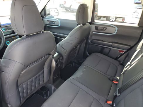 Used 2024 Ford Bronco Sport Badlands image 8