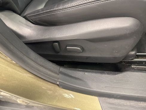 Used 2020 Subaru Outback Limited w/ Popular Package #2 image 25